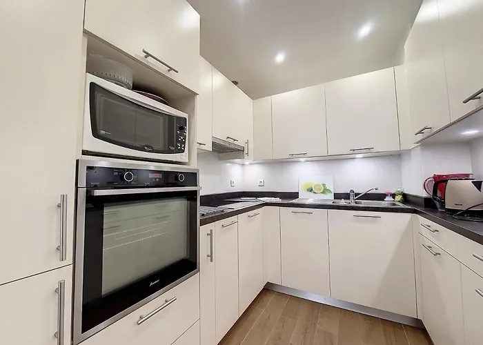 Apartamento Nestor&jeeves - Beausoleil - - Tres Proche