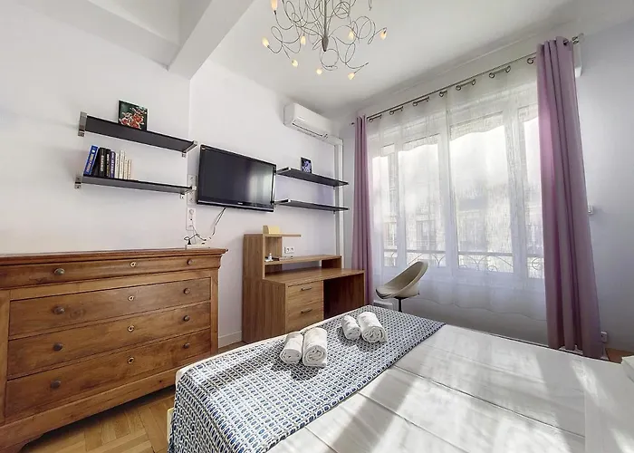 Nestor&jeeves - Beausoleil - - Tres Proche *