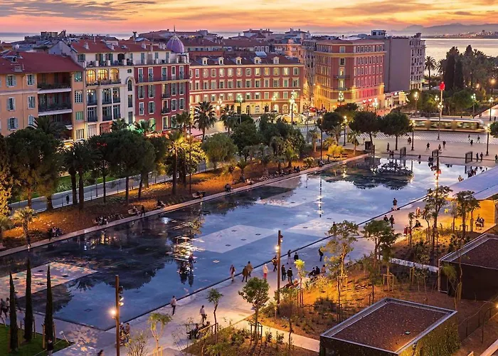 Nestor&jeeves - Beausoleil - - Tres Proche نيس